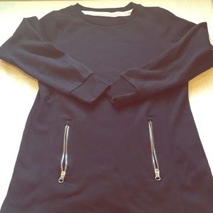 Zip-pocket Sweatshirt